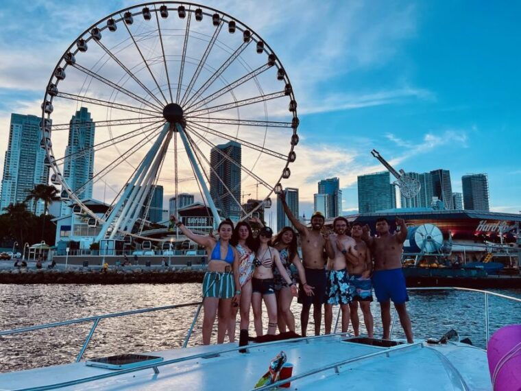 miami-private-52ft-luxury-yacht-rental-with-captain