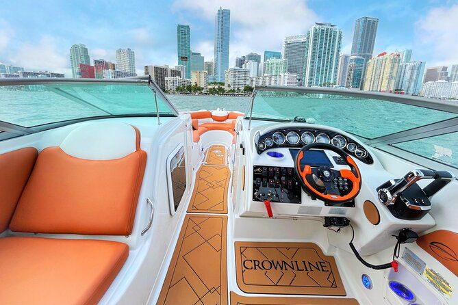 miami-private-boat-charter-with-captain-to-raccoon-island-more
