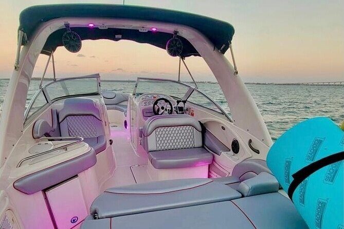 Miami Private Boat Cruise & Tour with a Captain - The Value for Money