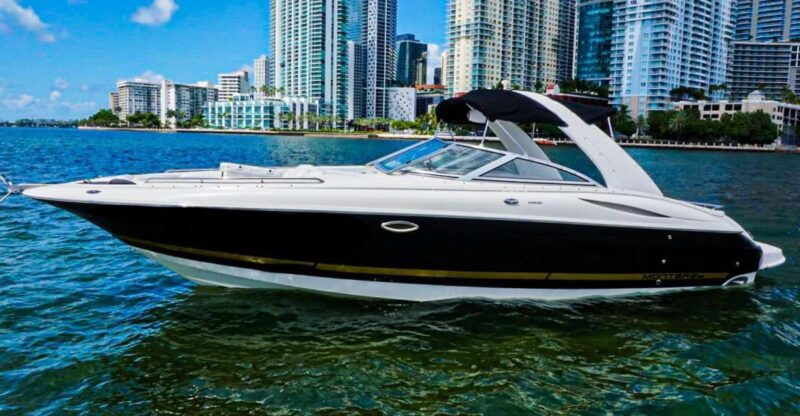 miami-private-boat-tour-with-a-captain