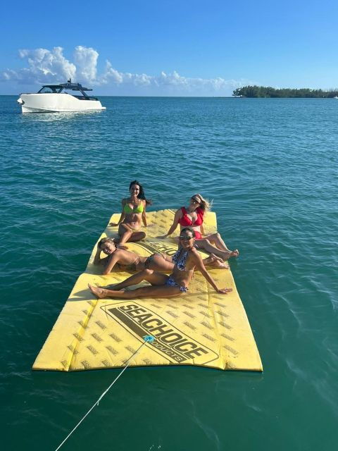 miami-private-city-cruise-of-miami-beach-with-french-guide
