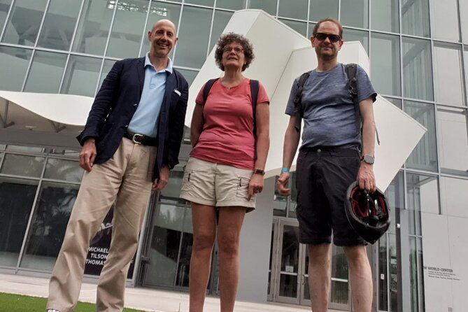 miami-private-custom-tour-with-a-guide-car-option-available