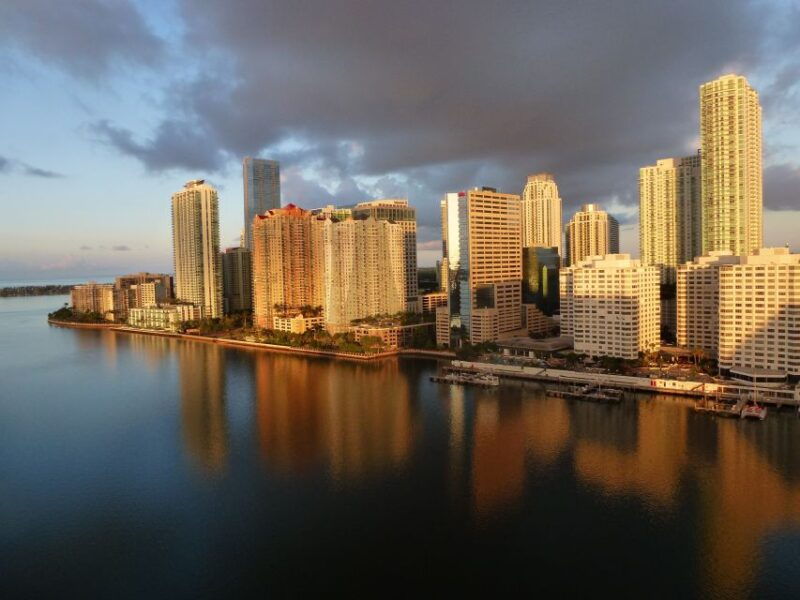 miami-private-customized-walking-tour-with-a-local-host