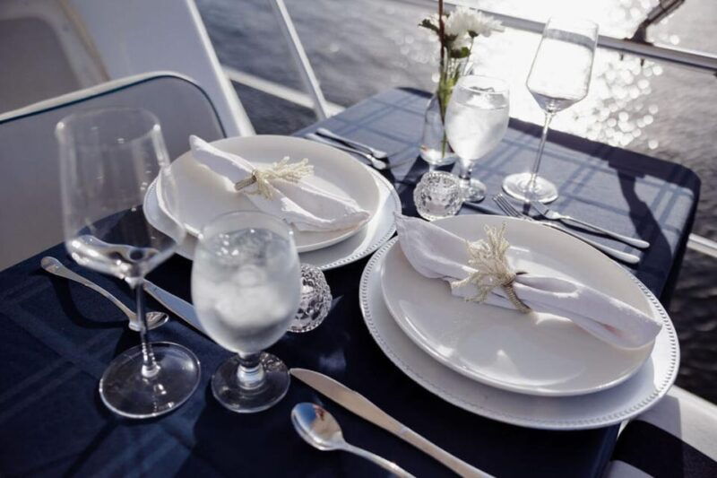 miami-private-dinner-cruise-for-2-on-a-yacht