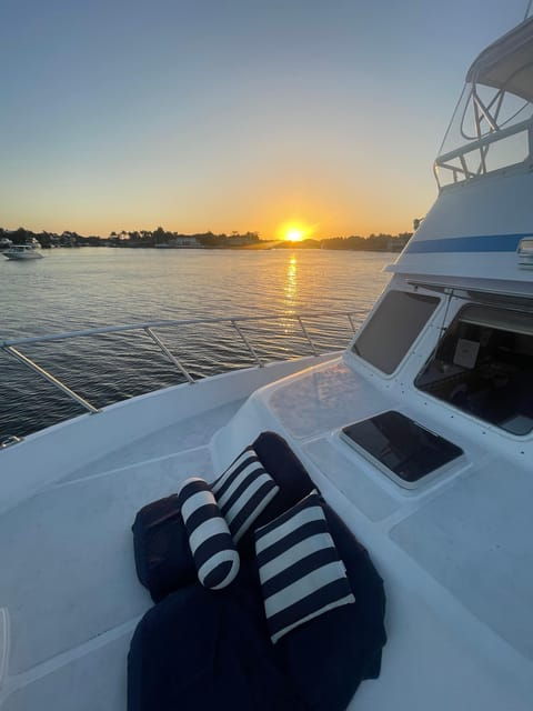 miami-private-dinner-cruise-for-2-on-a-yacht