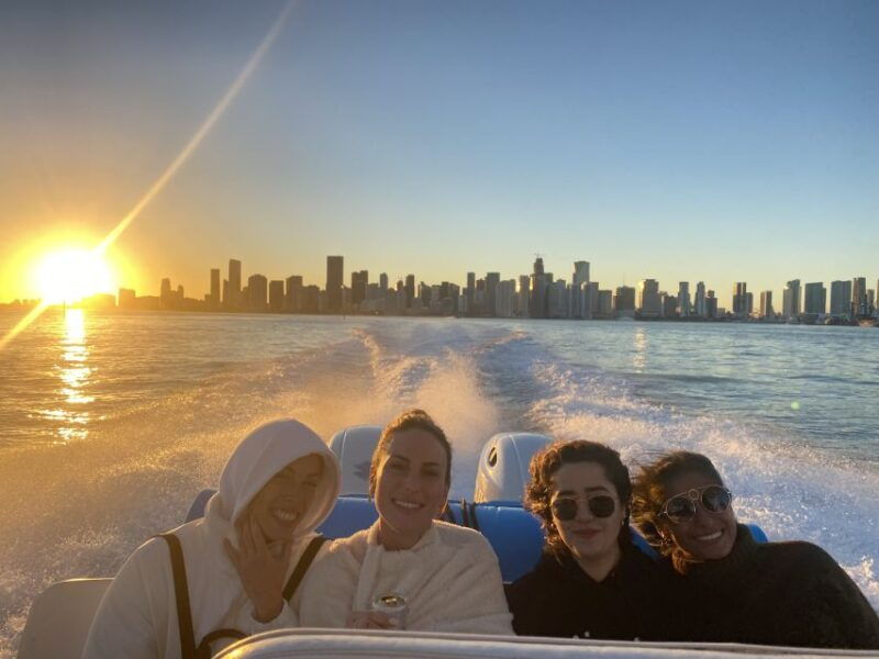 miami-private-sunset-boat-tour-with-bottle-of-champagne