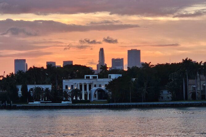 miami-private-sunset-speedboat-for-up-to-6-people