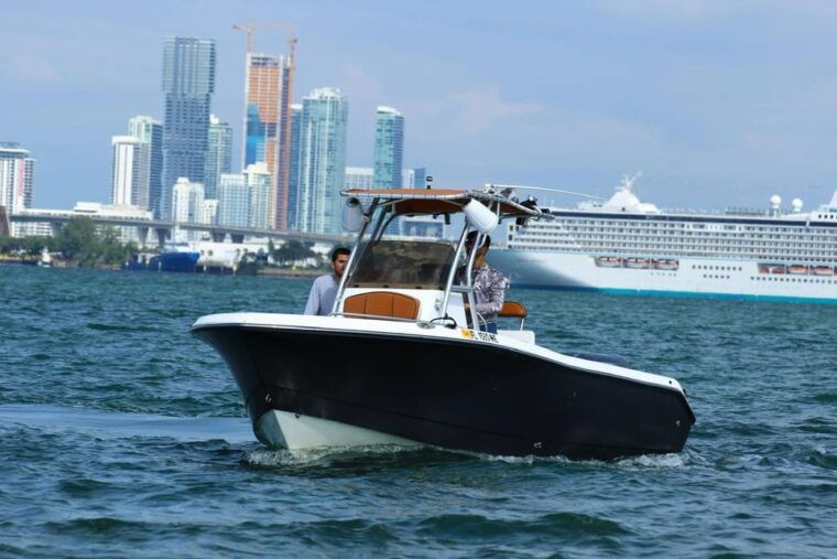 miami-private-tailored-sightseeing-boat-tour
