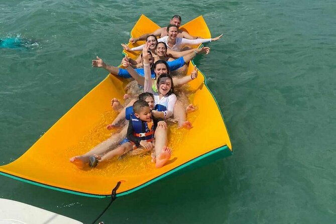 miami-private-yacht-rental-2-to-4-hours-for-10-ppl-champagne