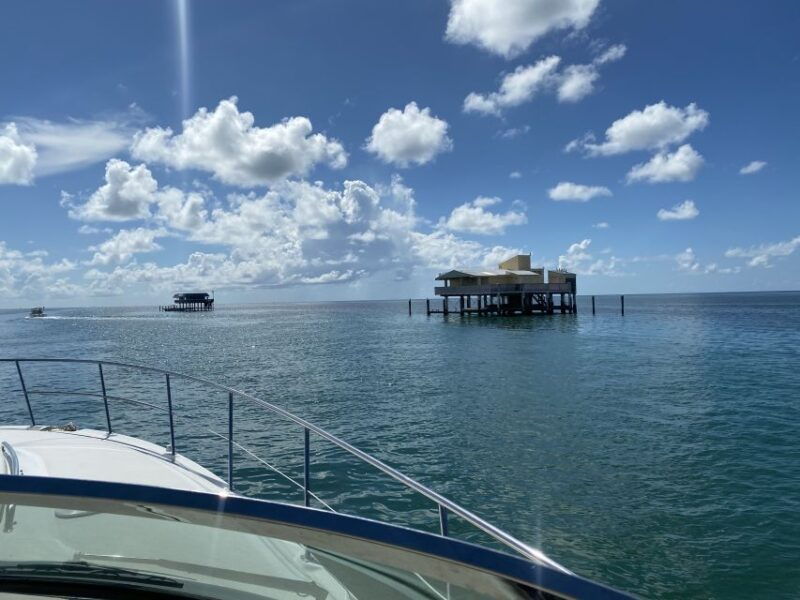 miami-private-yacht-rental-tour-with-champagne-and-snorkel