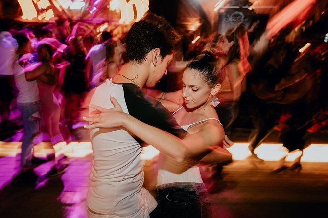 miami-salsa-lovers-dance-experience