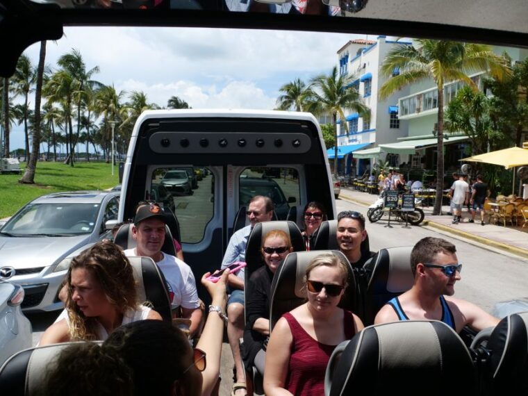 miami-sightseeing-tour-in-a-convertible-bus-french