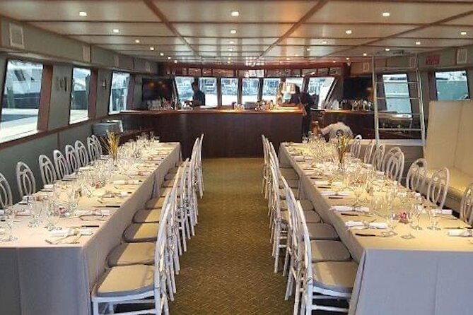 miami-sip-sea-cocktail-cruise-sunset-boat-tour-2