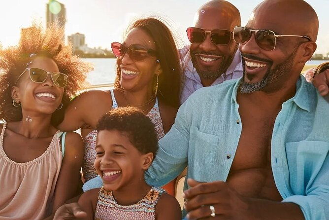 miami-skyline-boat-tour-waterfront-views-on-biscayne-bay