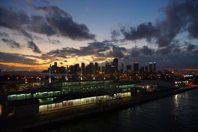 miami-skyline-cruise-of-celebrity-homes-and-biscayne-bay
