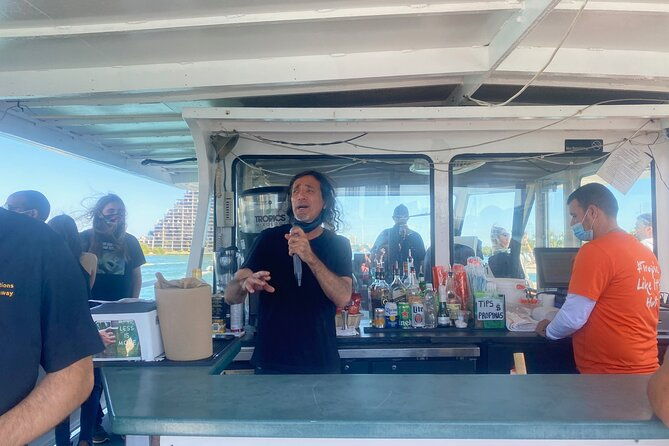 miami-skyline-happy-hour-cruise-millionaire-homes-one-drink-2