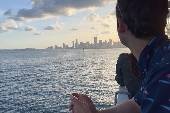 miami-skyline-star-island-90-minute-cruise
