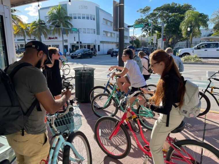 miami-south-beach-architecture-and-cultural-bike-tour