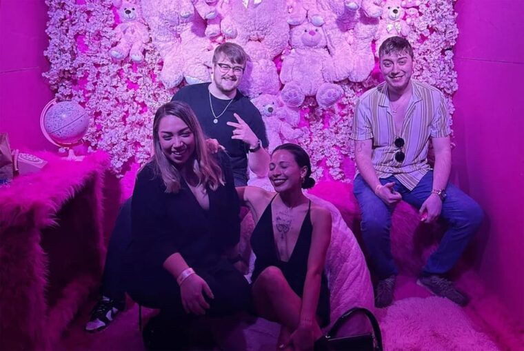 miami-south-beach-bar-club-crawl-experience