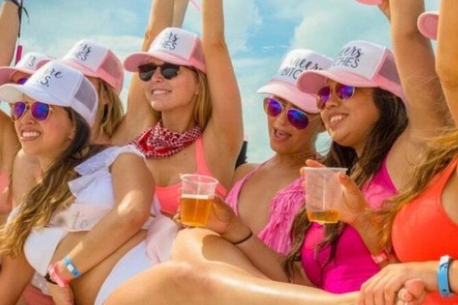 miami-spring-break-party-boat-with-live-dj-and-open-bar