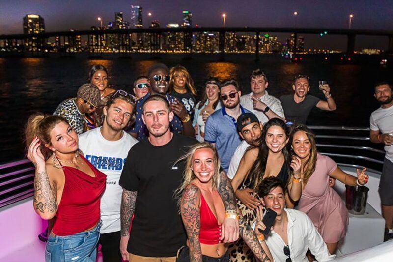 miami-ultimate-boat-party-party-bus-and-nightclub-entry