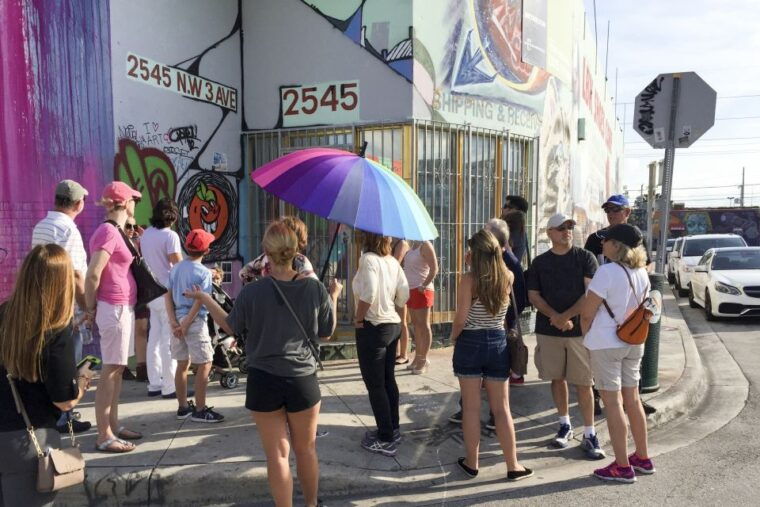 miami-wynwood-arts-district-walking-tour