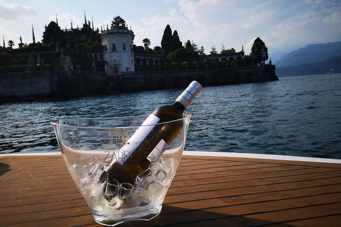 micaelas-exclusive-private-sunset-cruise-on-lake-maggiore-2