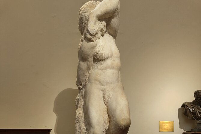 michelangelos-david-small-group-tour