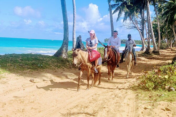 miches-beach-horseback-riding
