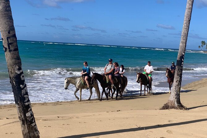 miches-beach-horseback-riding