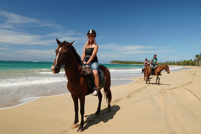 miches-beach-horseback-riding