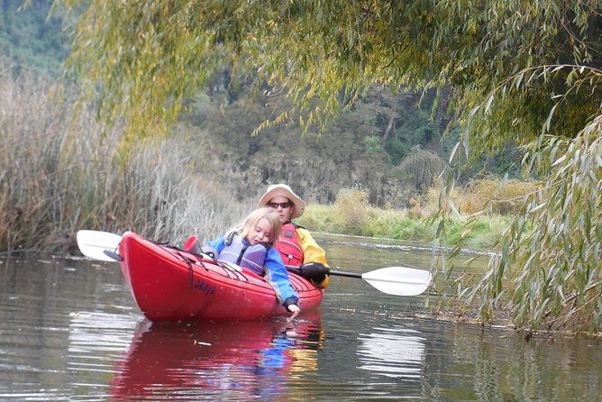 midday-kayaking-on-lake-llanquihue