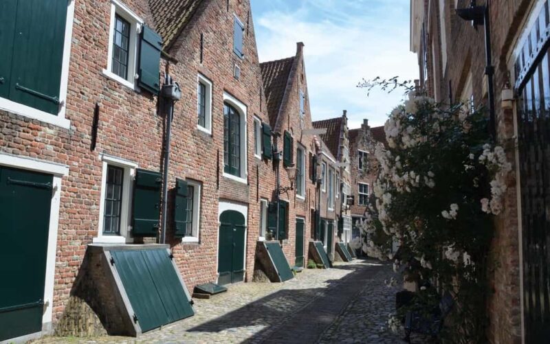 Middelburg: Guided City Walking Tour - The Architectural and Cultural Highlights