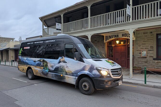 Middlemarch to Queenstown Small-Group Tour: Scenic Journey - Exploring Cromwell: A Town of Heritage and Produce