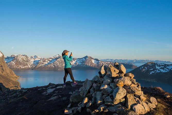 midnight-sun-hiking-tour-from-tromso