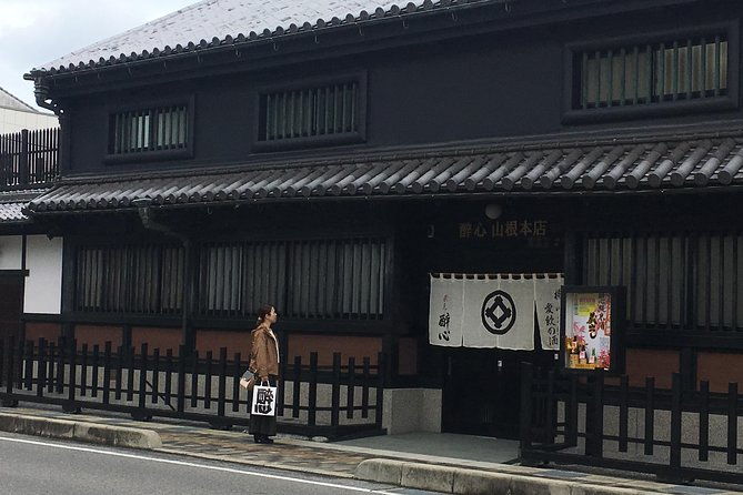 mihara-goshushi-tour-walking-around-the-castle-town-mihara