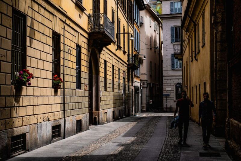 milan-3-hour-brera-neighborhood-private-art-tour-gallery