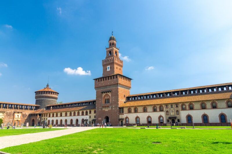 milan-basilica-of-santambrogio-and-old-town-private-tour