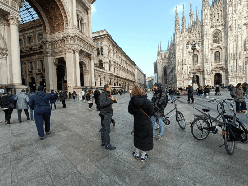 milan-bicycle-tour-live-tourist-guide-3-hours-and-half-2