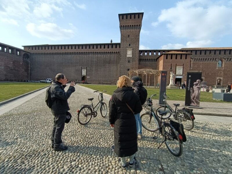 milan-bicycle-tour-live-tourist-guide-3-hours-and-half-2