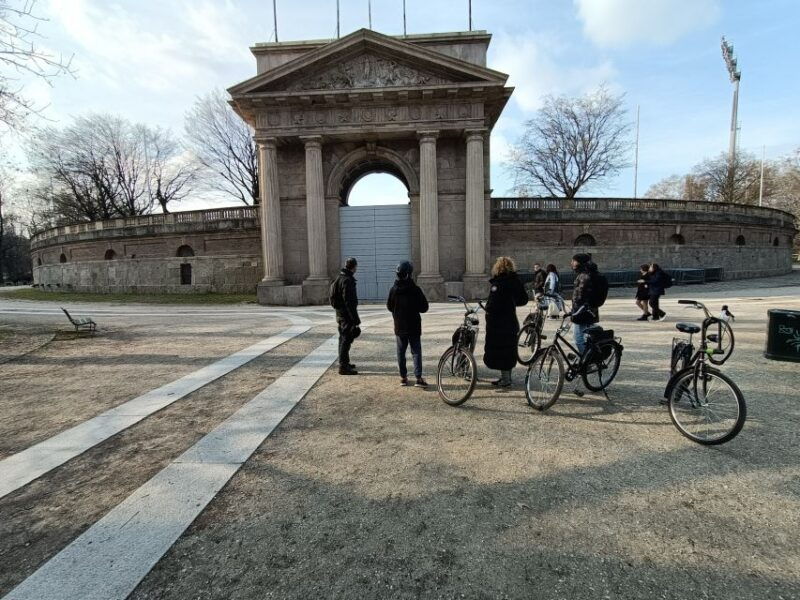 milan-bicycle-tour-live-tourist-guide-3-hours-and-half-2