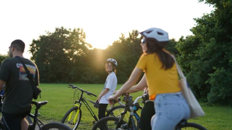 milan-bike-tour-with-picnic-on-the-turtle-lake