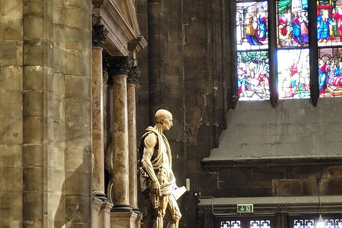 milan-cathedral-guided-tour-and-rooftop