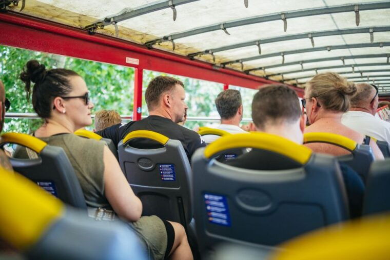 milan-city-sightseeing-hop-on-hop-off-bus-with-audio-guide