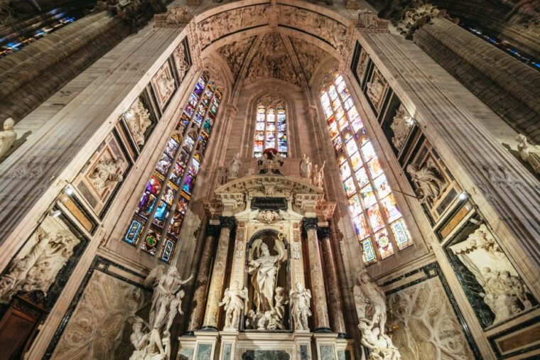 milan-duomo-rooftop-and-cathedral-guided-tour-with-tickets