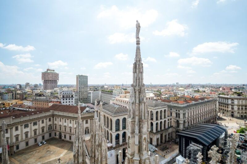 milan-duomo-rooftop-tour-with-optional-hop-on-hop-off-bus