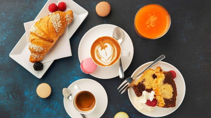 Milan: Duomo tickets and Italian breakfast with Duomo View - Why This Experience Offers Good Value