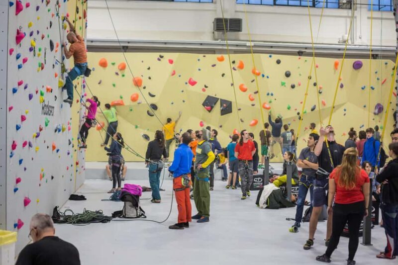 Milan: Indoor Climbing Adventure with Instructor Support - The Experience Itself: What You Can Expect