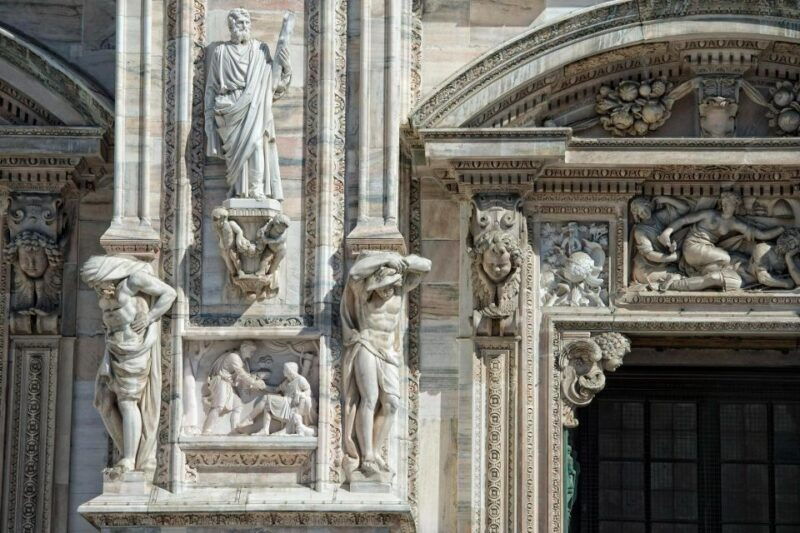 milan-insta-perfect-walk-with-a-local