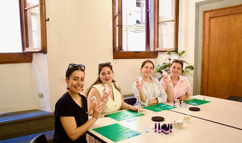 Milan: Make Your Custom Perfume Workshop - Introduction to the Art of Italian Perfumery in Milan